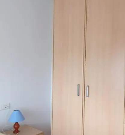 Piso Estacion 아파트 *