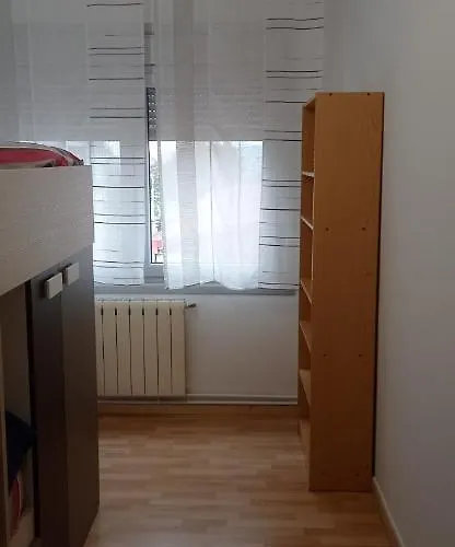 Apartman Piso Estacion